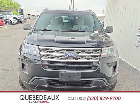 Used 2018 Ford Explorer FWD image 2