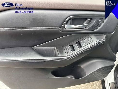 Used 2023 Nissan Rogue SL w/ SL Premium Package FWD image 15