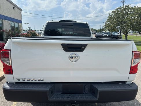 Used 2019 Nissan Titan S w/ S Utility Package RWD image 5