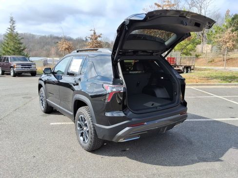 New 2026 Chevrolet Equinox ACTIV w/ Safety and Technology Package FWD image 15