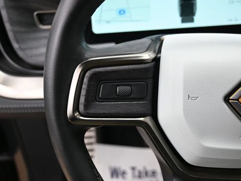Used 2022 Rivian R1T Adventure AWD/4WD image 17