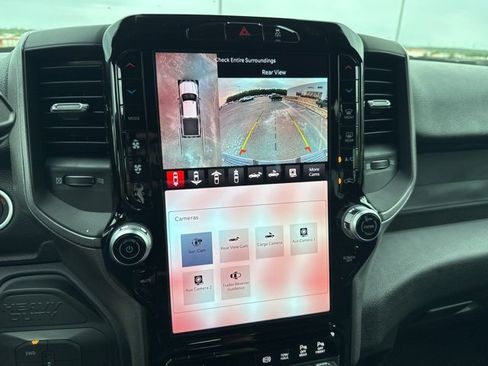 New 2025 RAM 2500 Tradesman image 39