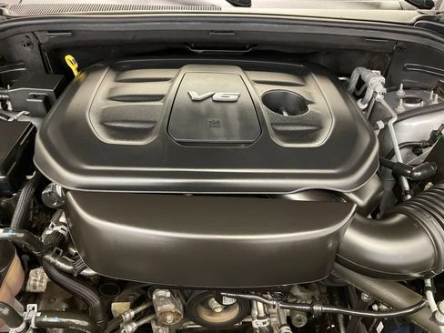 Used 2018 Jeep Grand Cherokee Altitude RWD image 31