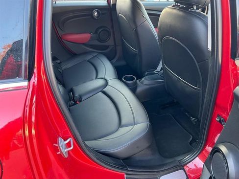 Used 2015 MINI Cooper 4-Door Hardtop FWD image 37