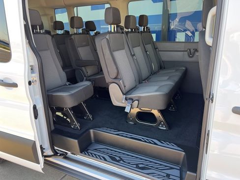 Used 2025 Ford Transit 350 XLT image 18