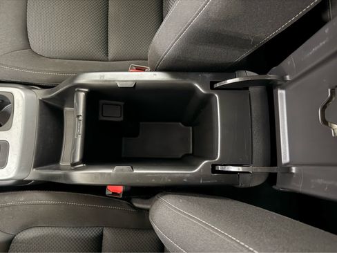Used 2019 Chevrolet Colorado LT AWD/4WD image 23