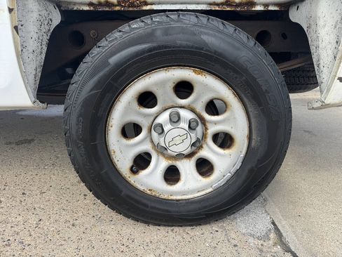 Used 2008 Chevrolet Silverado 1500 W/T w/ Towing Package RWD image 9