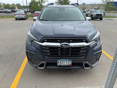 Used 2023 Subaru Ascent Touring AWD/4WD image 3