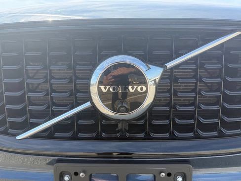 Used 2023 Volvo XC60 B5 Plus w/ Climate Package AWD/4WD image 18