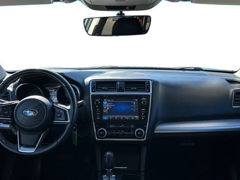 Used 2018 Subaru Outback 2.5i Premium image 25