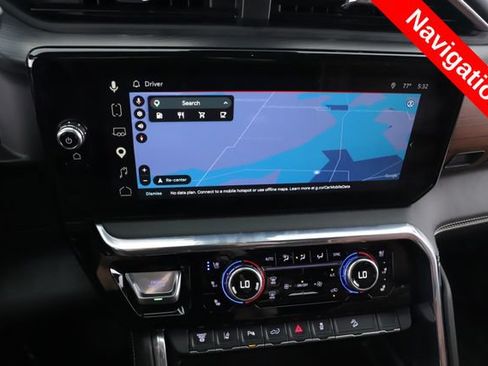 Used 2025 GMC Sierra 2500 Denali Ultimate AWD/4WD image 5
