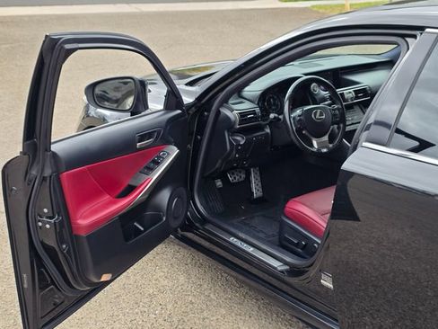 Used 2020 Lexus IS 350 F Sport w/ F Sport Package RWD image 41