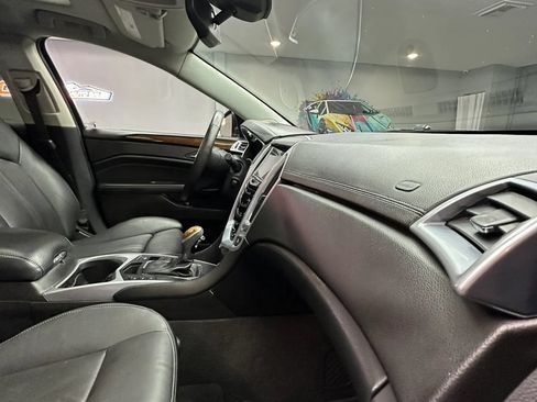Used 2013 Cadillac SRX Luxury w/ Driver Awareness Package FWD image 34
