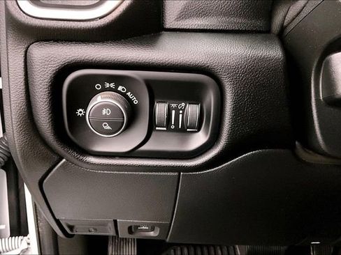 Used 2024 RAM 2500 Laramie w/ Safety Group image 39