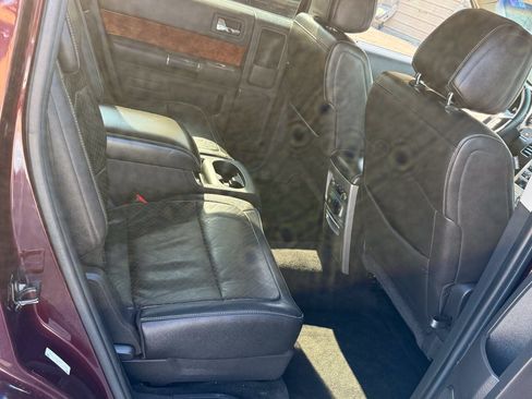 Used 2011 Ford Flex Limited w/ Rapid Spec Order Code AWD/4WD image 17