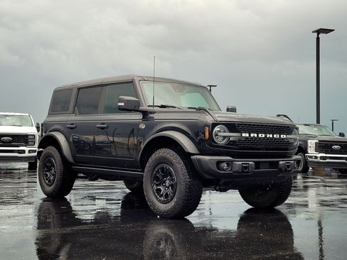 Certified 2023 Ford Bronco Wildtrak AWD/4WD image 1