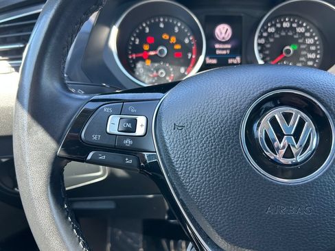 Used 2019 Volkswagen Tiguan SE AWD/4WD image 19