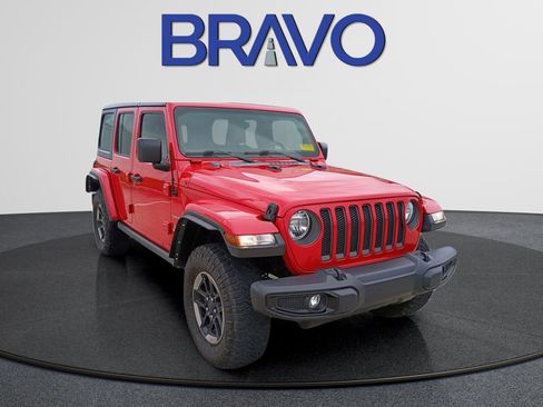 Used 2020 Jeep Wrangler Unlimited Sahara AWD/4WD image 3