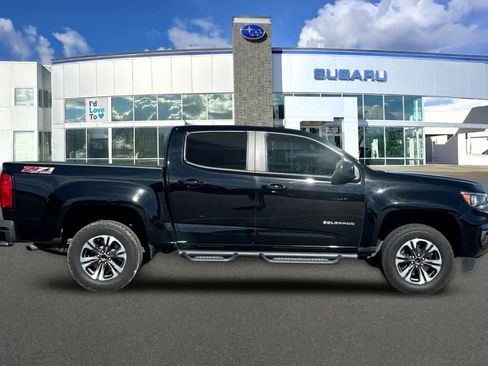 Used 2021 Chevrolet Colorado Z71 w/ Safety Package AWD/4WD image 6