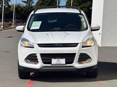 Used 2014 Ford Escape SE w/ Equipment Group 201A image 6