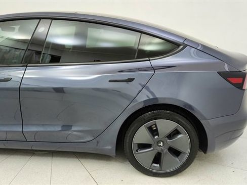 Used 2023 Tesla Model 3 Standard Range image 10