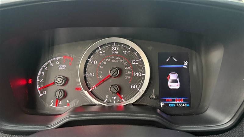 Used 2020 Toyota Corolla SE FWD image 19