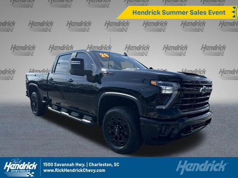 Used 2024 Chevrolet Silverado 2500 LT w/ Midnight Edition AWD/4WD image 1