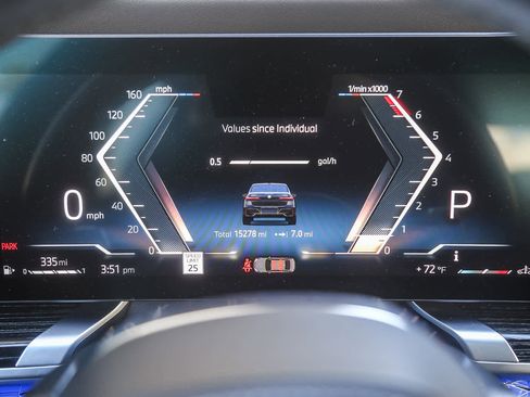 Used 2024 BMW 760i xDrive w/ Premium Package 2 image 19