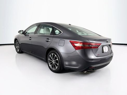 Used 2016 Toyota Avalon XLE FWD image 7
