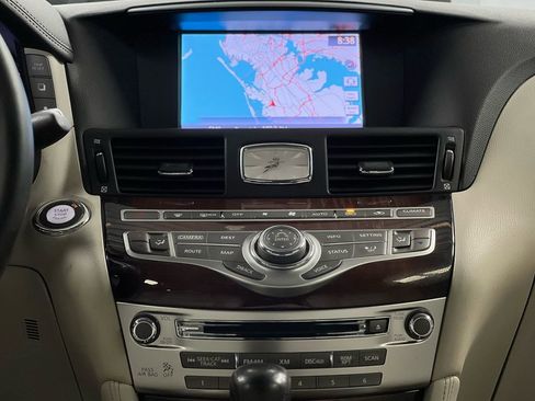 Used 2015 INFINITI Q70 L 5.6 w/ V8 Deluxe Technology Package image 30