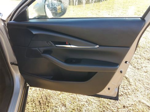 Used 2024 MAZDA CX-30 AWD 2.5 S w/ Preferred Package image 37