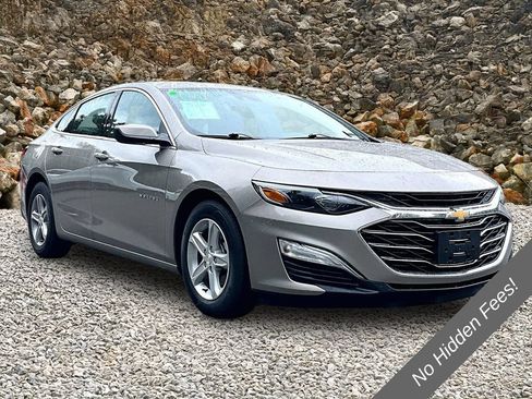 Used 2022 Chevrolet Malibu LS w/ Driver Confidence Package II FWD image 9