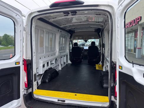 Used 2024 Ford Transit 250 148 Medium Roof w/ Load Area Protection Package RWD image 36