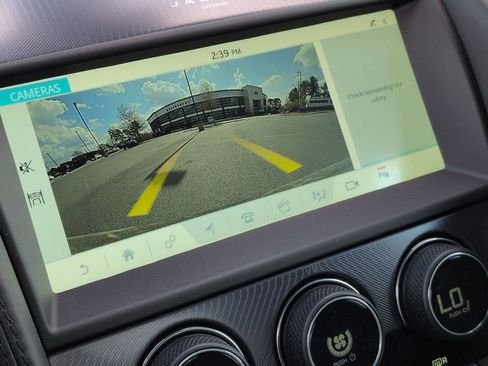 Used 2024 Jaguar F-TYPE R-Dynamic image 23