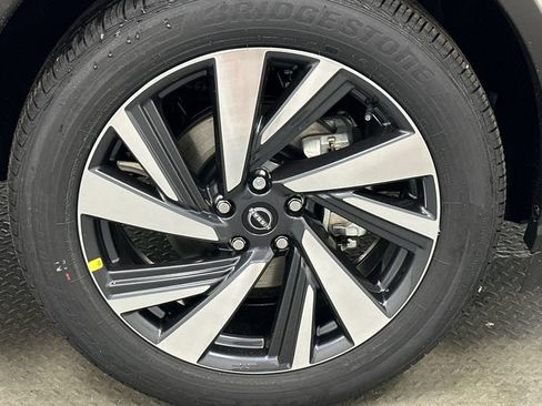 Certified 2024 Nissan Murano SL w/ Cargo Package AWD/4WD image 23