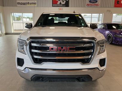 Used 2020 GMC Sierra 1500 SLE w/ SLE Convenience Package