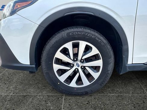 Used 2020 Subaru Outback Premium AWD/4WD image 14