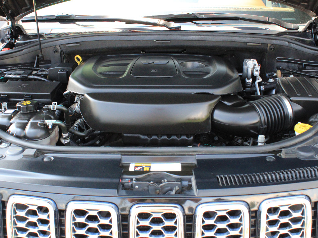Used 2021 Jeep Grand Cherokee Overland AWD/4WD image 40