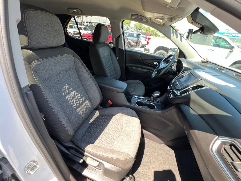 Used 2024 Chevrolet Equinox LT AWD/4WD image 29