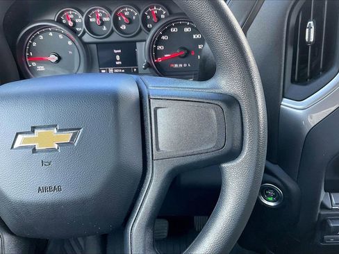 Used 2024 Chevrolet Silverado 2500 Custom w/ Custom Convenience Package image 31