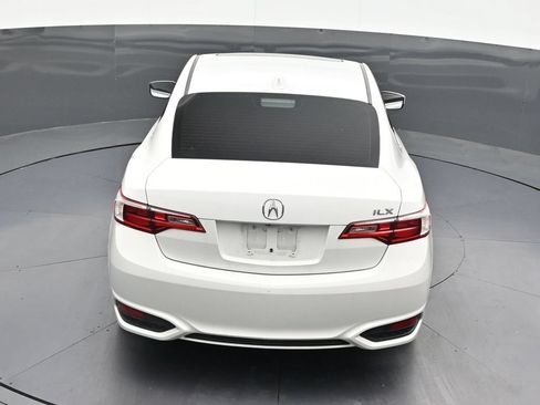 Used 2018 Acura ILX FWD image 12