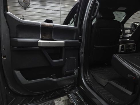 Used 2022 Ford F250 Lariat w/ Lariat Value Package AWD/4WD image 37