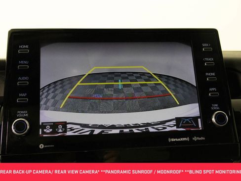 Used 2022 Toyota Camry XSE image 7