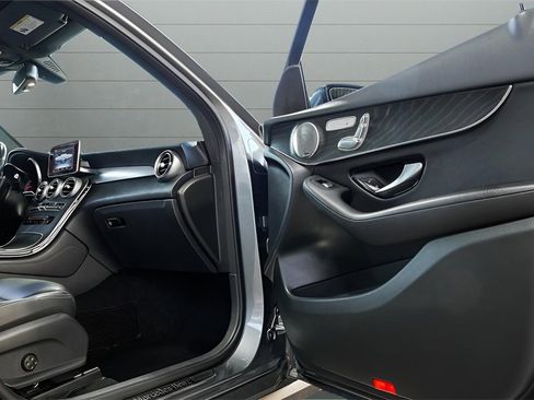 Used 2018 Mercedes-Benz GLC 300 4MATIC image 58