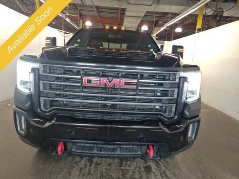 Used 2022 GMC Sierra 2500 AT4 w/ AT4 Preferred Package AWD/4WD image 1