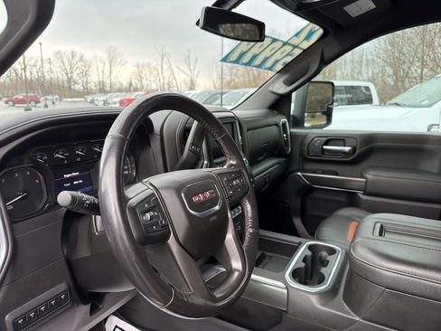 Used 2022 GMC Sierra 2500 AT4 image 3