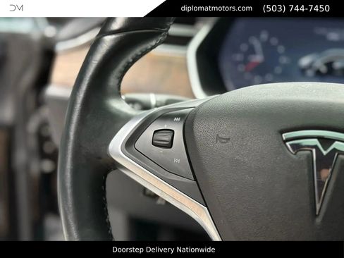 Used 2017 Tesla Model X 100D image 29