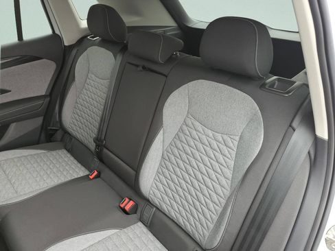 New 2026 Volkswagen Tiguan S FWD image 23