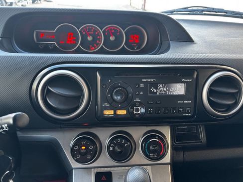 Used 2012 Scion xB image 17