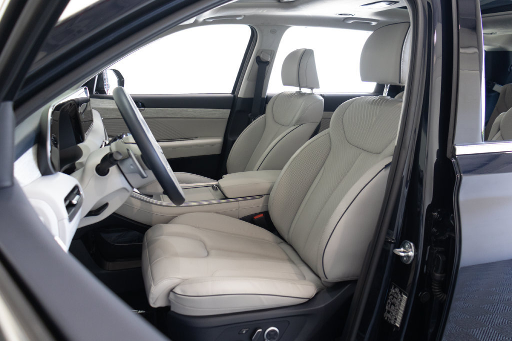 Used 2023 Hyundai Palisade Calligraphy w/ Cargo Package AWD/4WD image 21